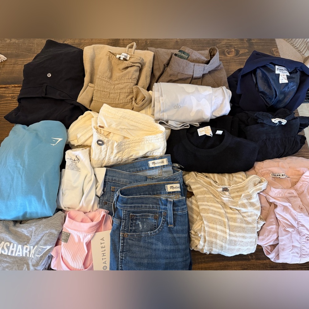 16 piece reseller bundle lot- free peopl, lululemon, gymshark, madewell, alo
